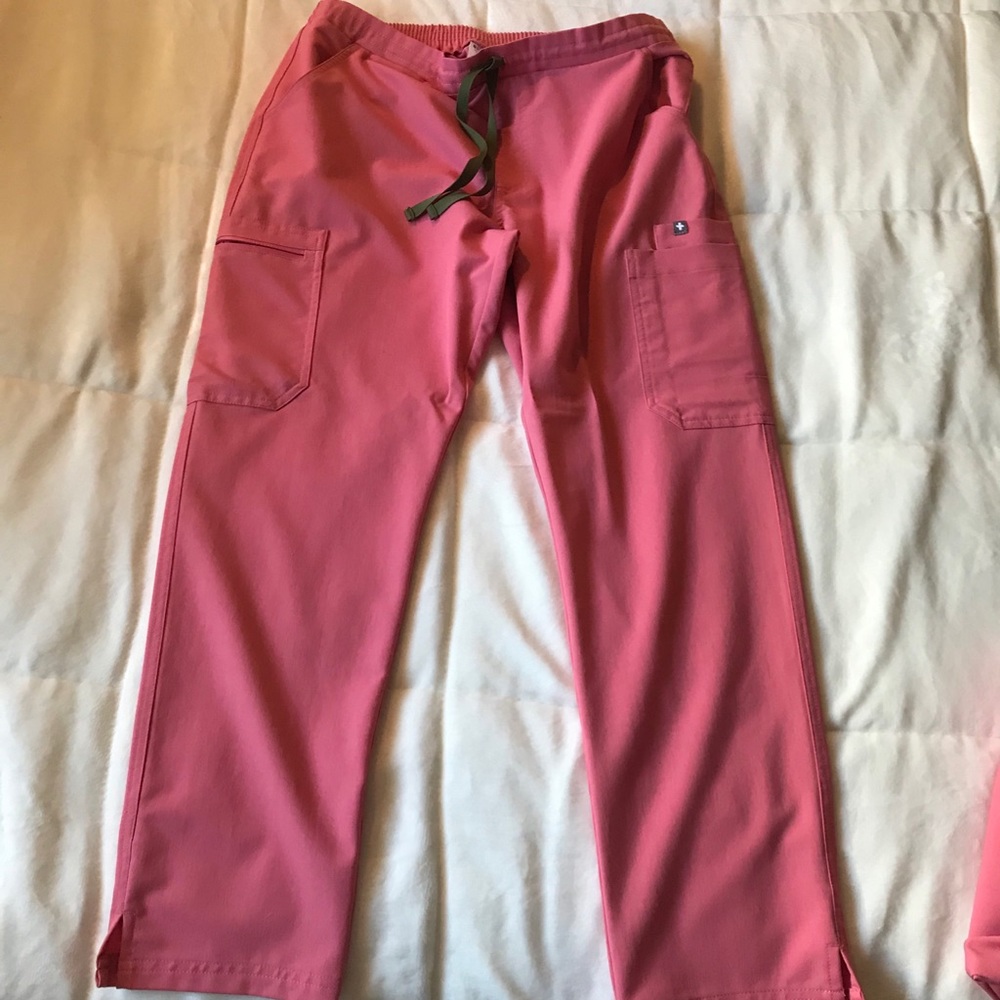 Figs pink pants